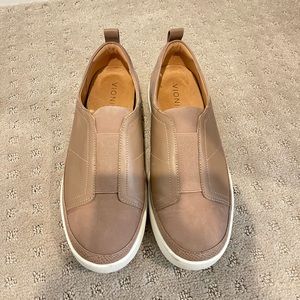 Vionic Zinah Women’s Slip-On Shoes size 9.5